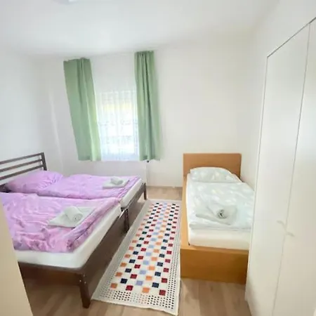Family-friendly House In Vienna's Suburbs! Апартаменты Гунтрамсдорф