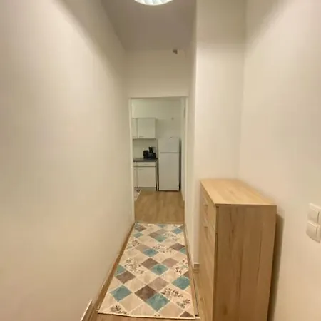 Family-friendly House In Vienna's Suburbs! *