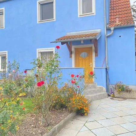 Family-friendly House In Vienna's Suburbs! *